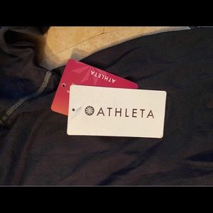 Athleta top